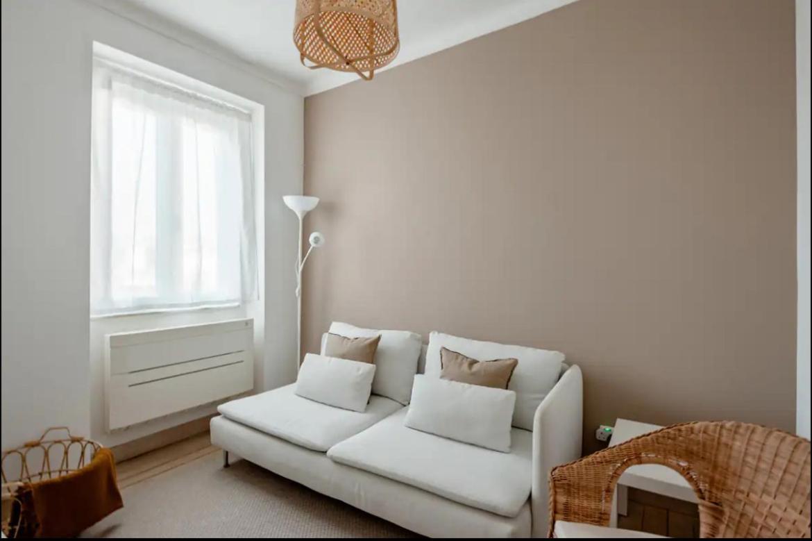 2 Bedroom With Great Transport Links To The Heart Of Apartment *